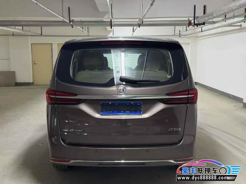 22年别克GL8轿车抵押车出售