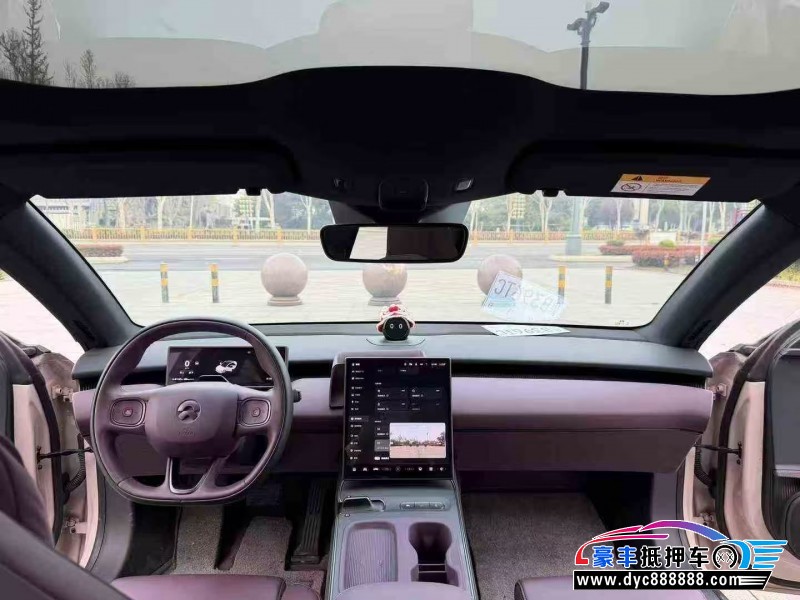 24年蔚来ET5轿车抵押车出售