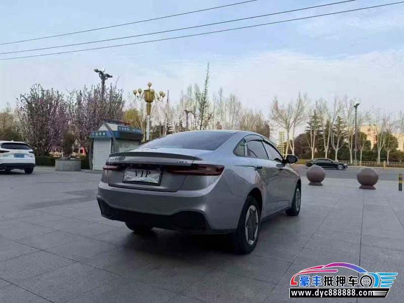 24年吉利几何轿车抵押车出售