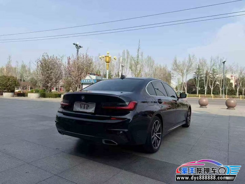 20年宝马3系轿车抵押车出售