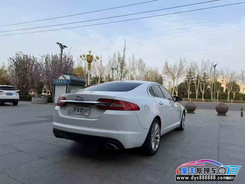 14年捷豹XF轿车抵押车出售