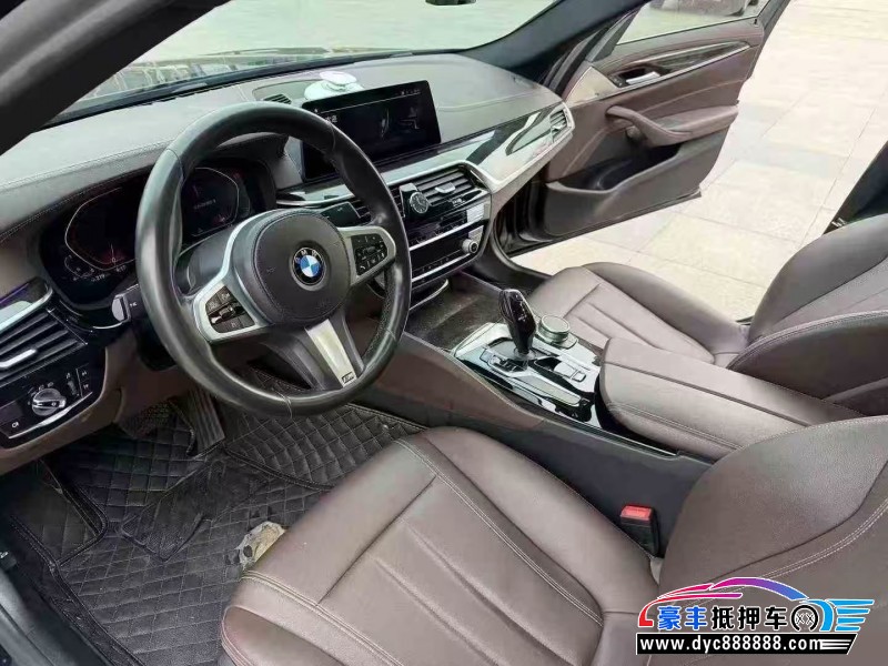 20年宝马5系轿车抵押车出售