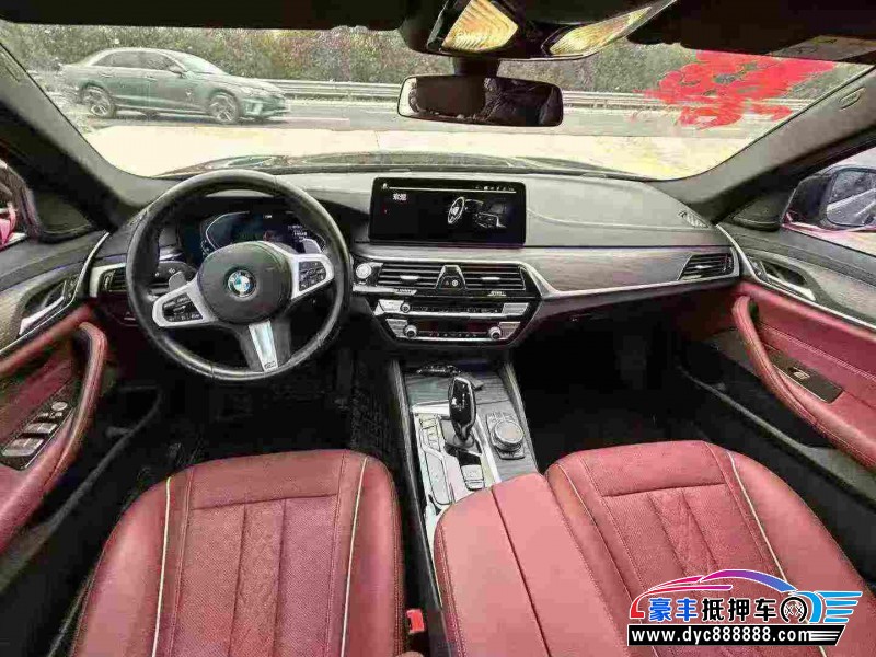 21年宝马5系轿车抵押车出售