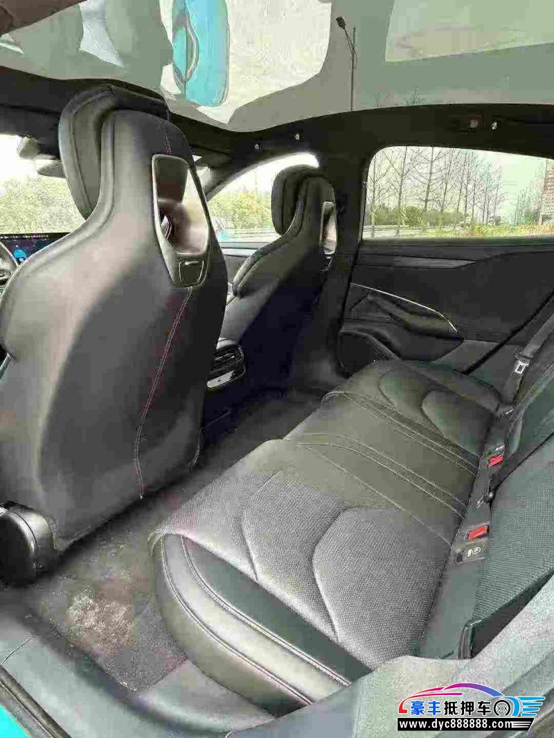 24年小米SU7轿车抵押车出售