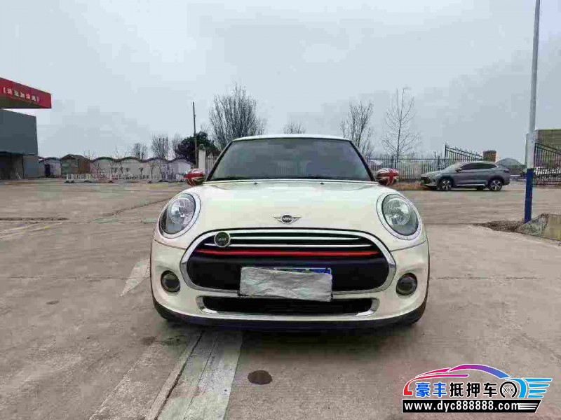 抵押车出售20年宝马MINI轿车