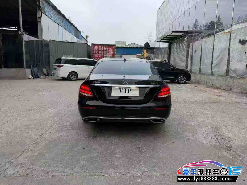19年奔驰E轿车抵押车出售