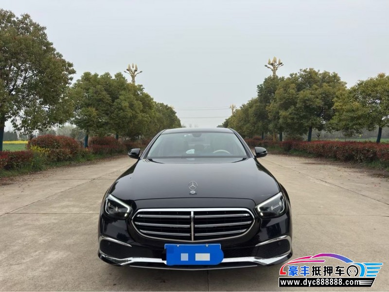 抵押车出售22年奔驰E轿车