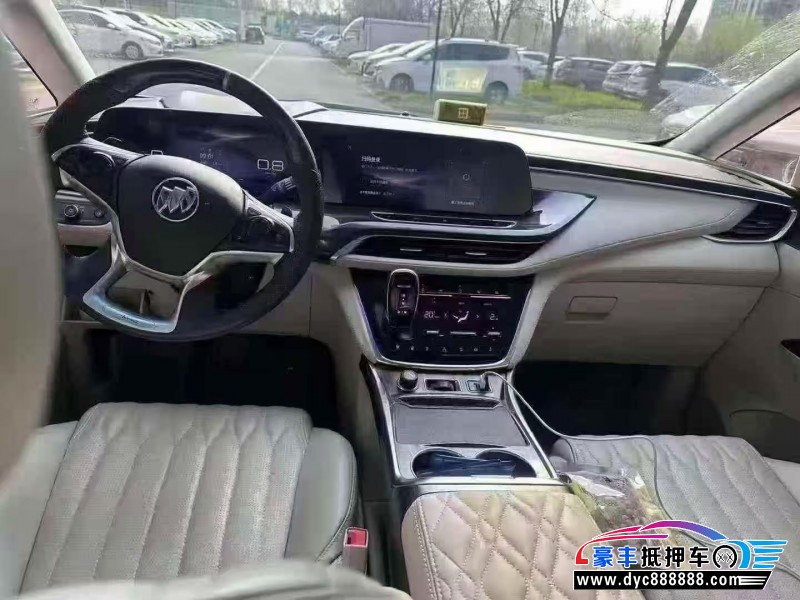 24年别克GL8轿车抵押车出售