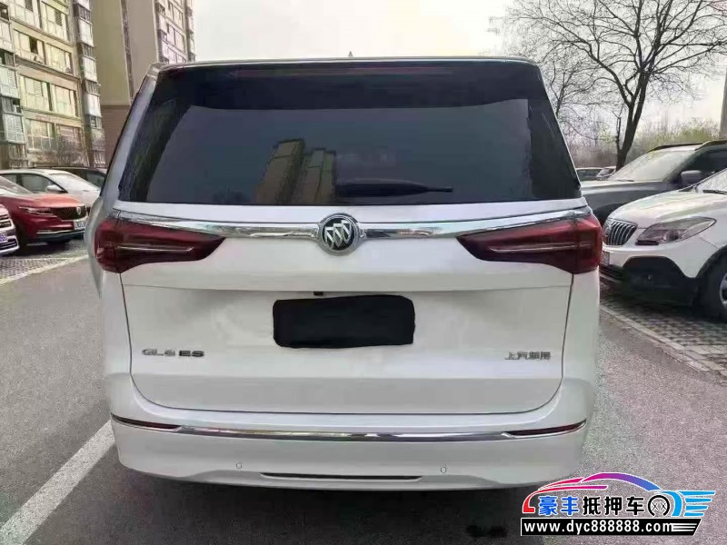 24年别克GL8轿车抵押车出售