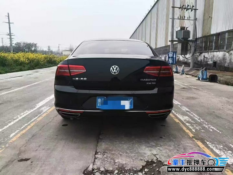 17年大众迈腾轿车抵押车出售