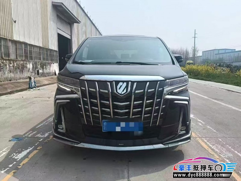 抵押车出售20年丰田埃尔法轿车