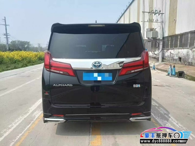 20年丰田埃尔法轿车抵押车出售