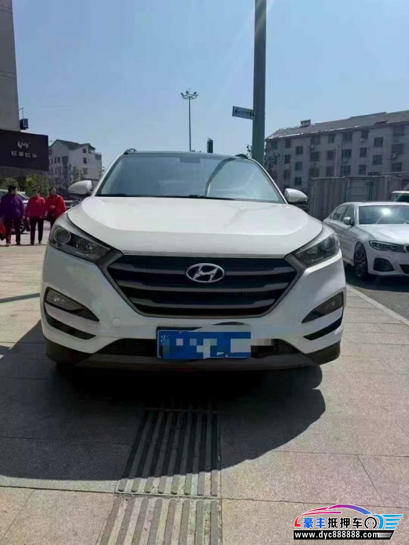 19年现代途胜轿车抵押车出售