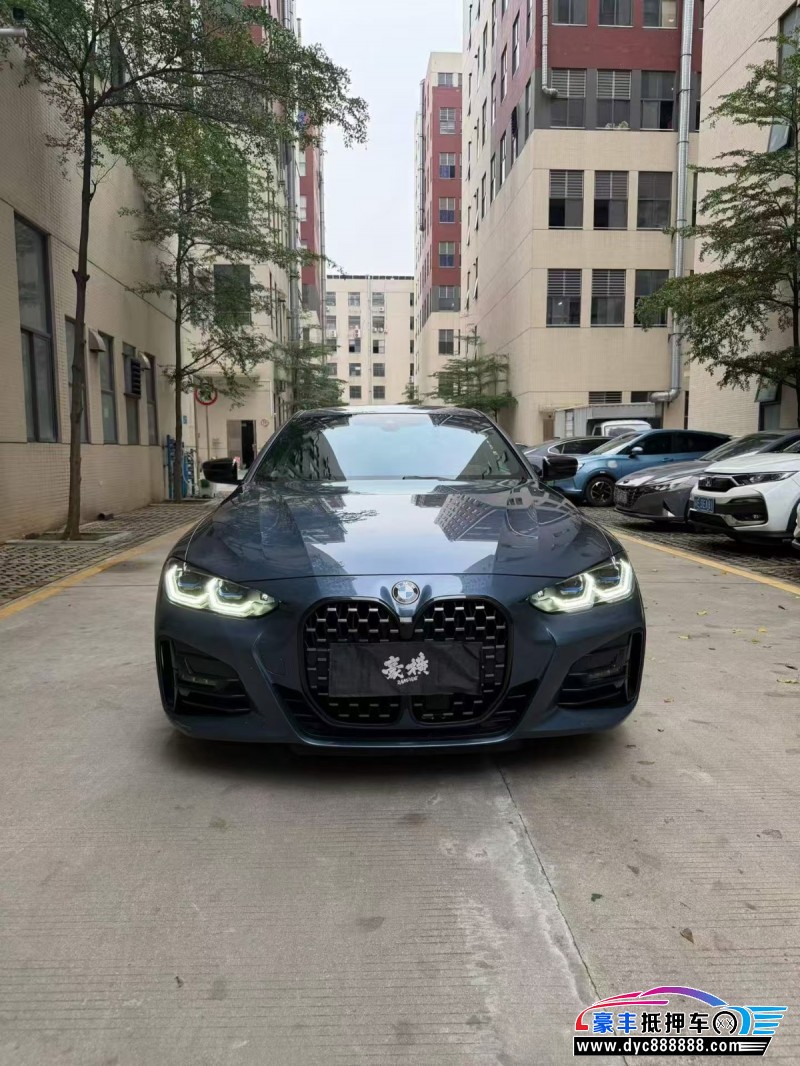 抵押车出售22年宝马4系轿车