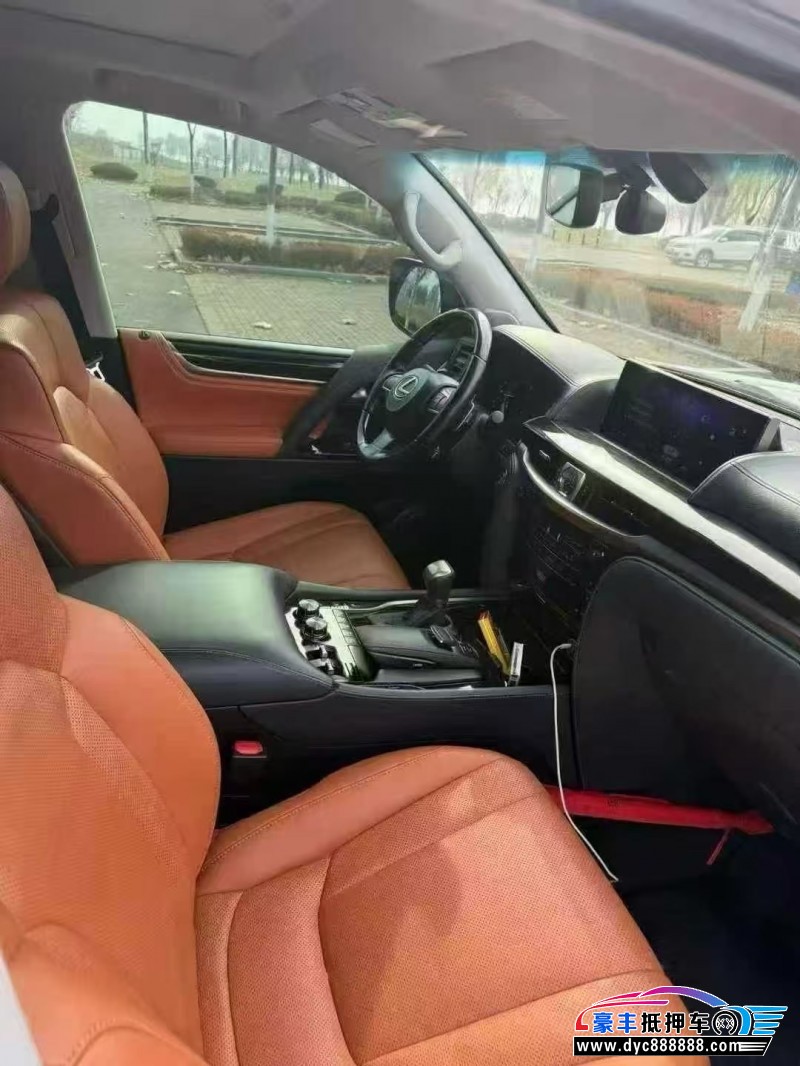 20年雷克萨斯LX轿车抵押车出售