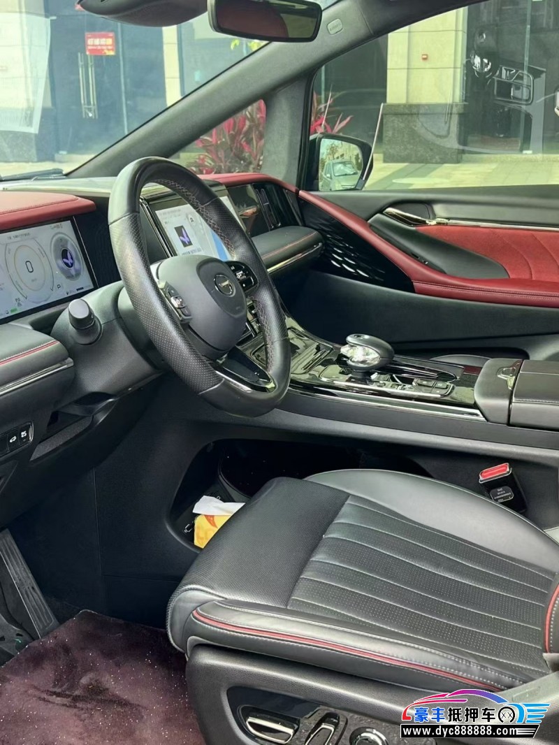 23年传祺M8轿车抵押车出售