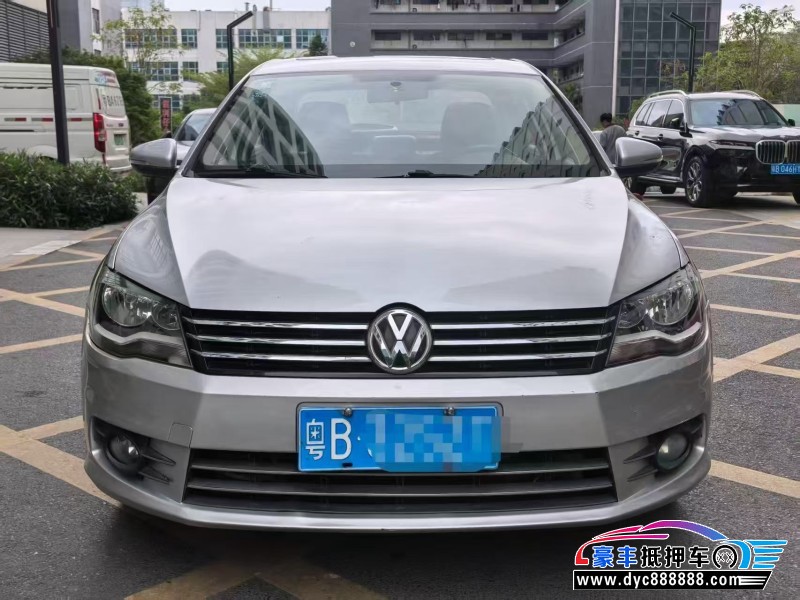 抵押车出售14年大众宝来轿车