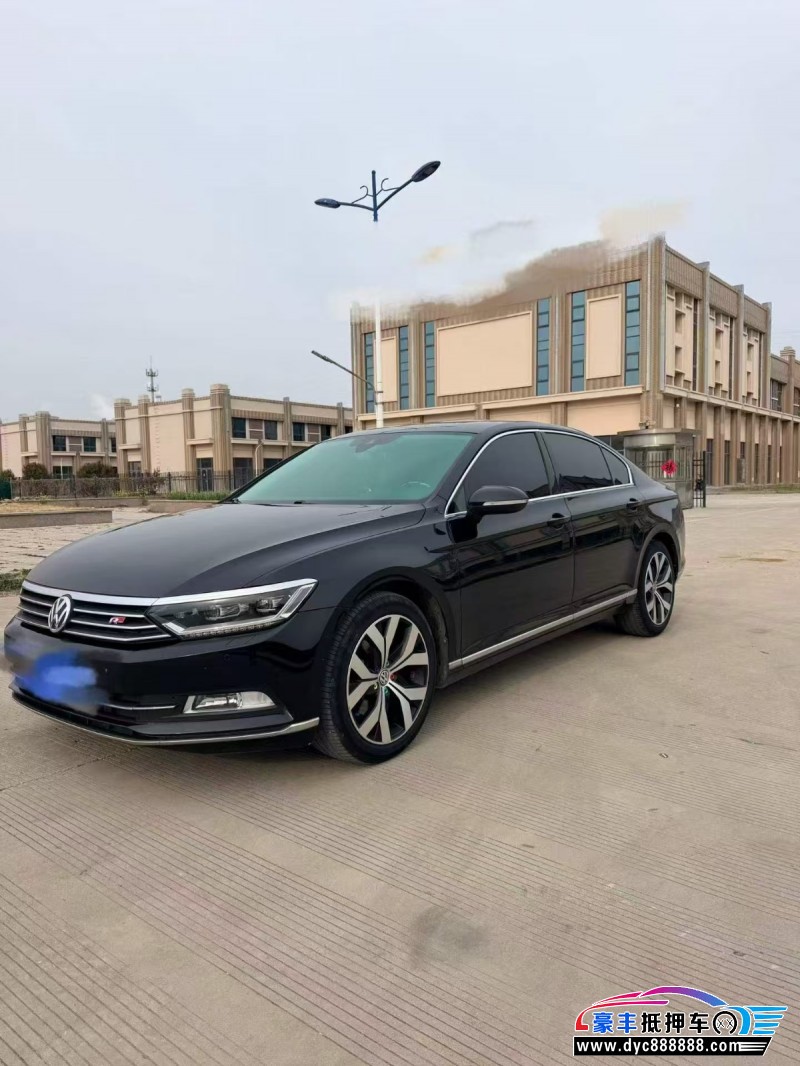 18年大众迈腾轿车抵押车出售