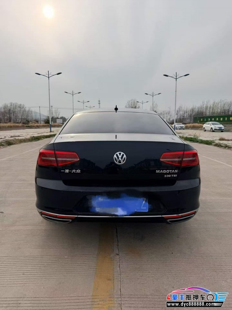 18年大众迈腾轿车抵押车出售