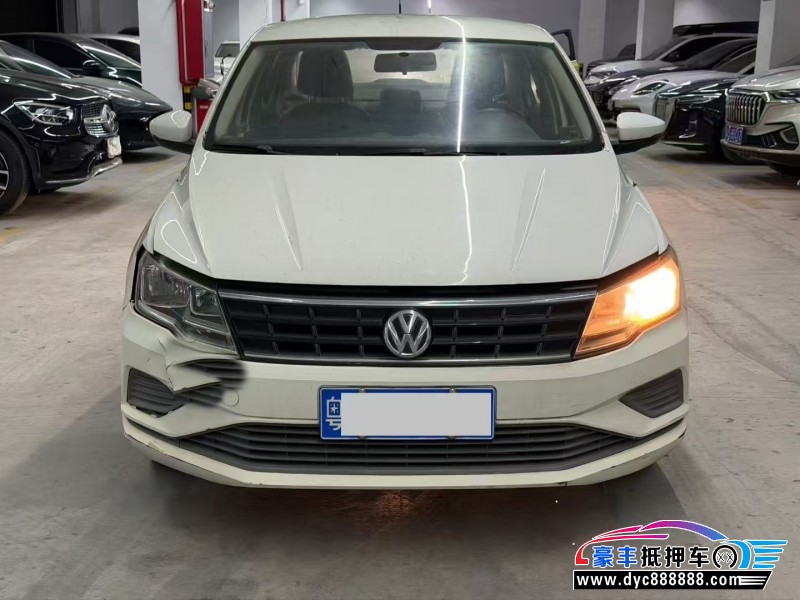 抵押车出售17年大众捷达轿车