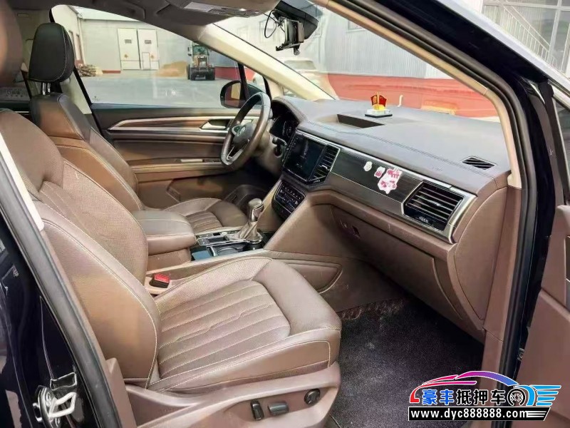 21年大众蔚然轿车抵押车出售