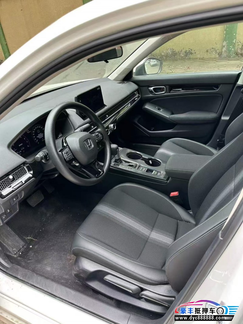 25年本田思域轿车抵押车出售