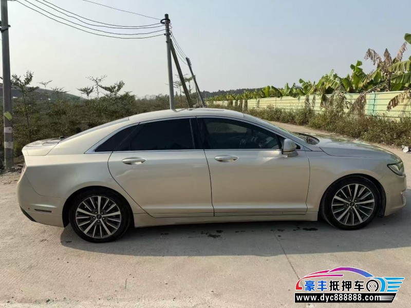 18年林肯MKZ轿车抵押车出售