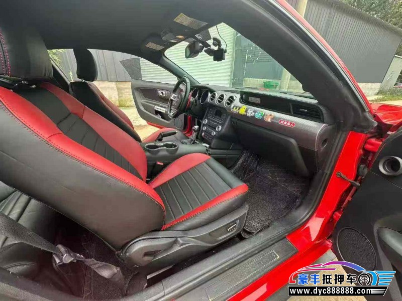 16年福特野马轿车抵押车出售