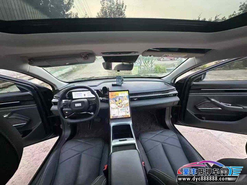 24年吉利银河L6轿车抵押车出售