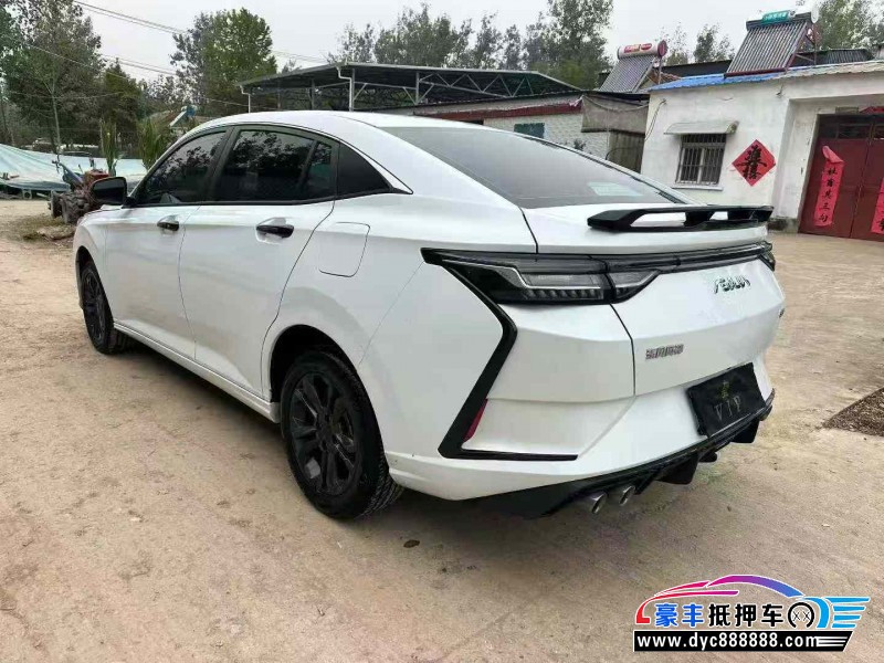 23年东风风神奕炫轿车抵押车出售