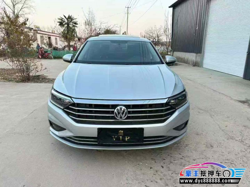 19年大众速腾轿车抵押车出售