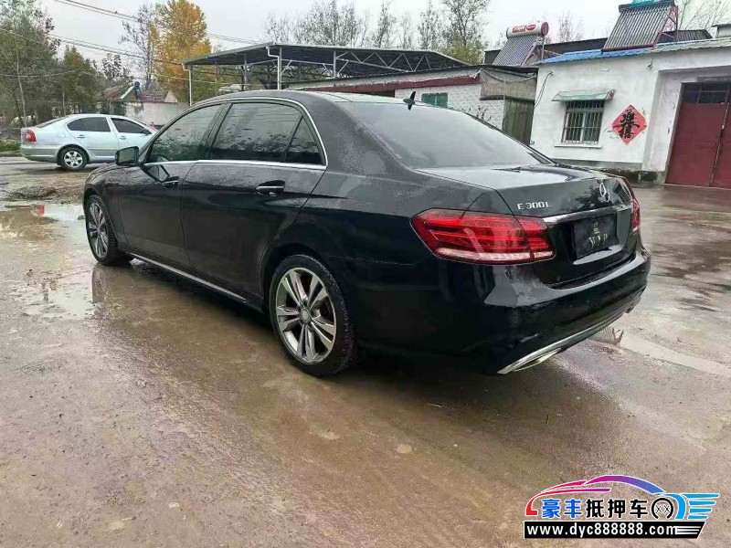 16年奔驰E轿车抵押车出售