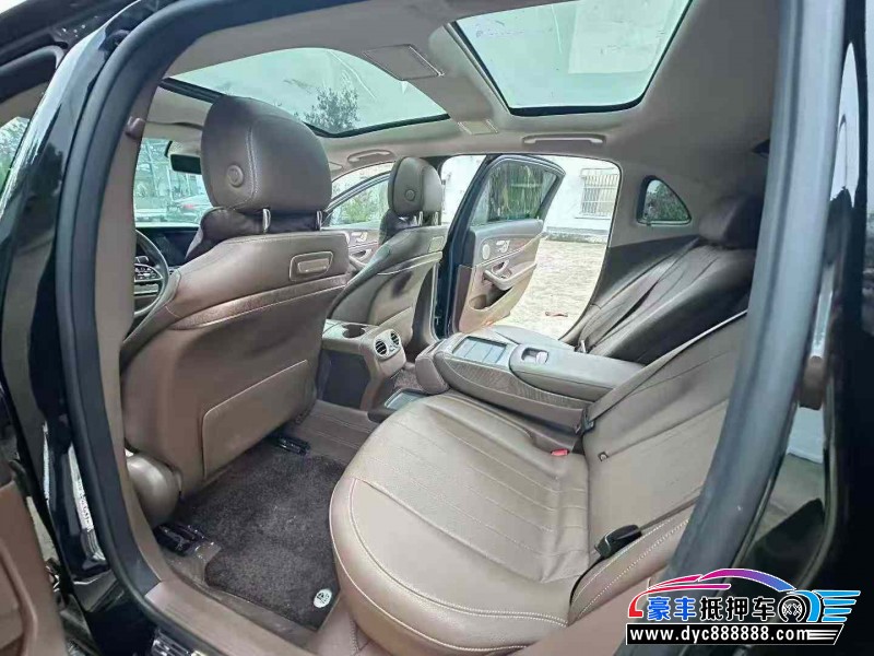 20年奔驰E轿车抵押车出售