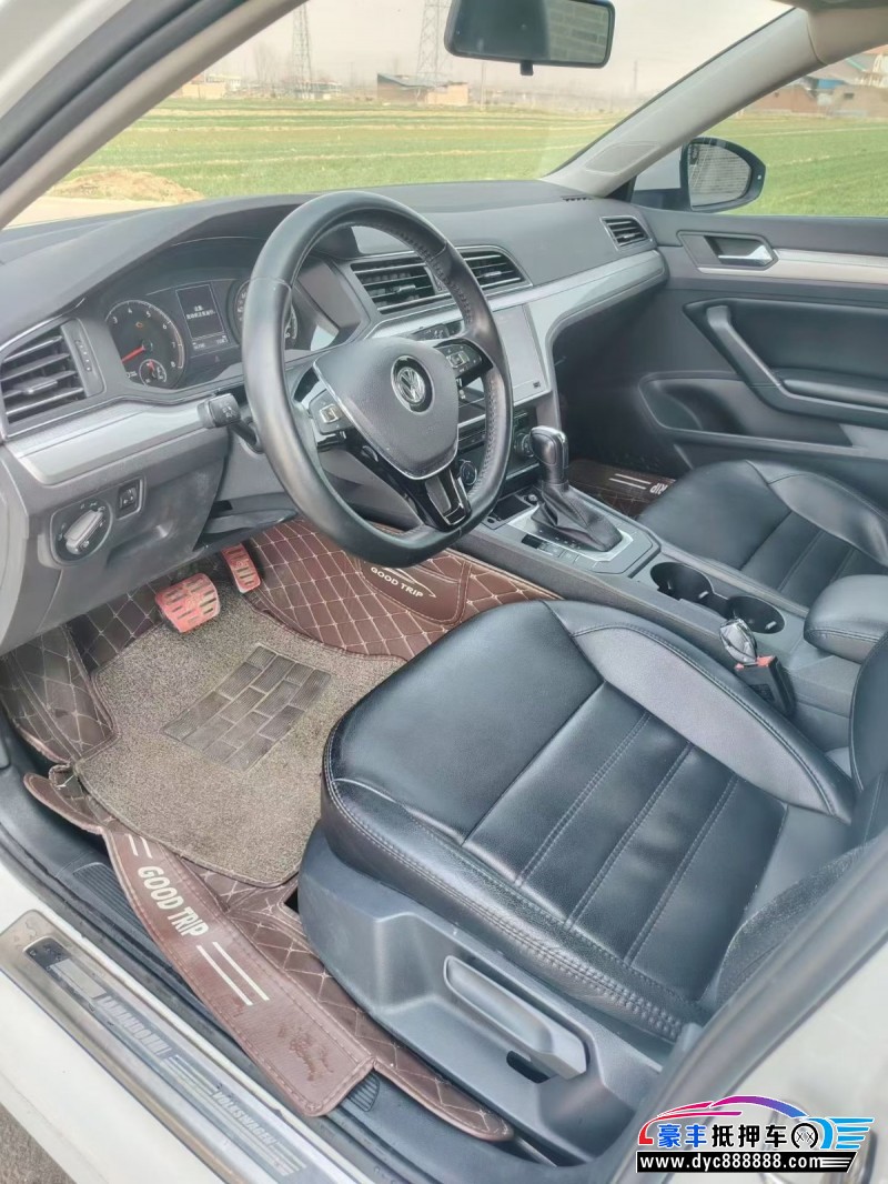 21年大众凌渡轿车抵押车出售