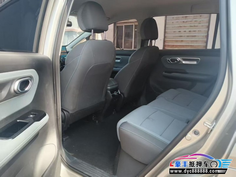 25年埃安Y轿车抵押车出售