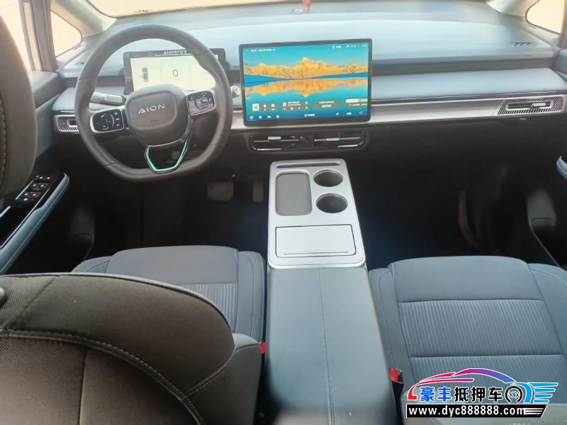 25年埃安Y轿车抵押车出售