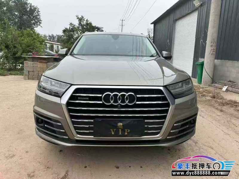 抵押车出售17年奥迪Q7轿车