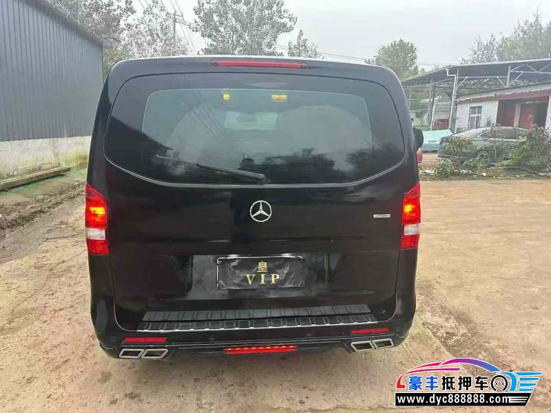 21年奔驰威霆轿车抵押车出售