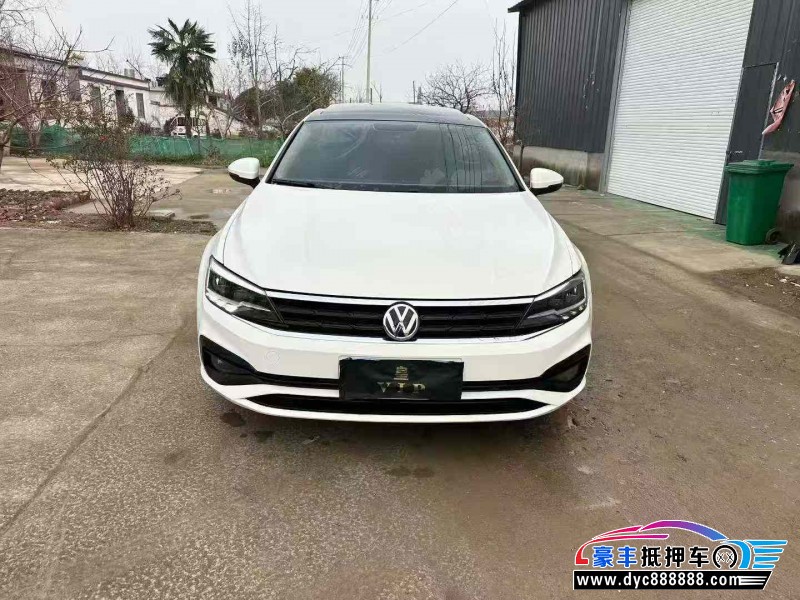 抵押车出售20年大众凌渡轿车