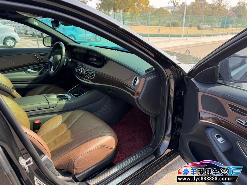 21年奔驰S轿车抵押车出售