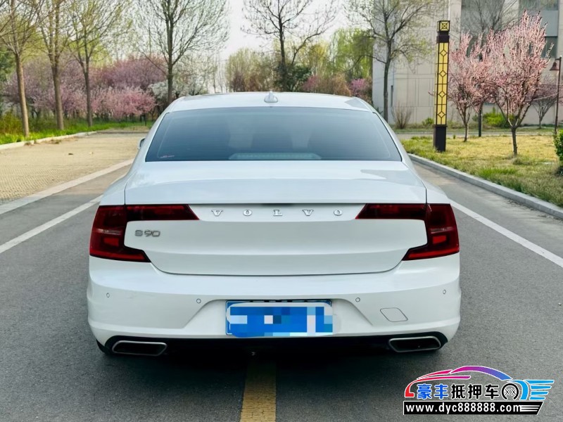 20年沃尔沃S90轿车抵押车出售