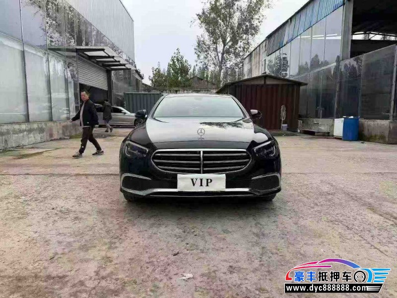 22年奔驰E轿车抵押车出售