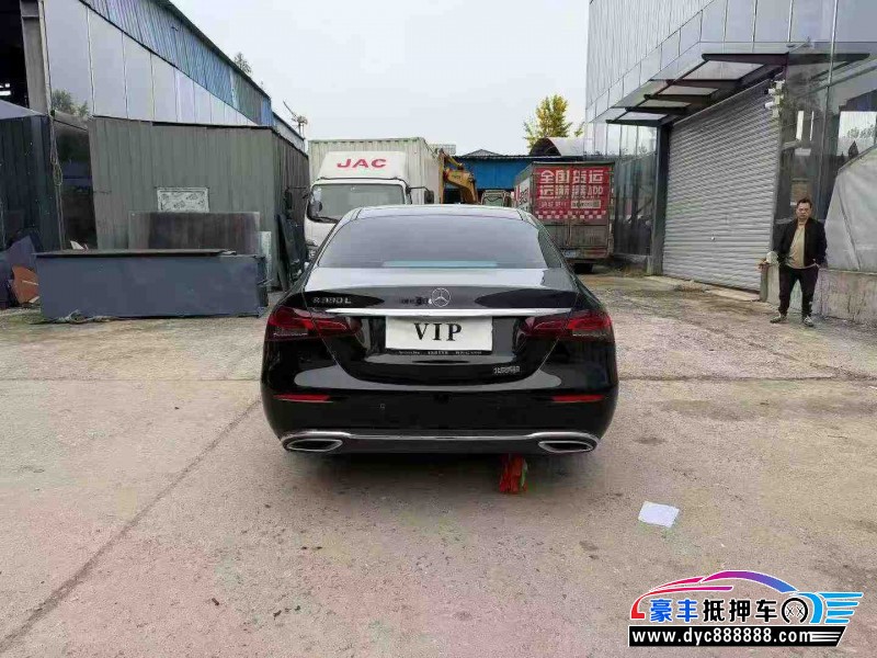 22年奔驰E轿车抵押车出售