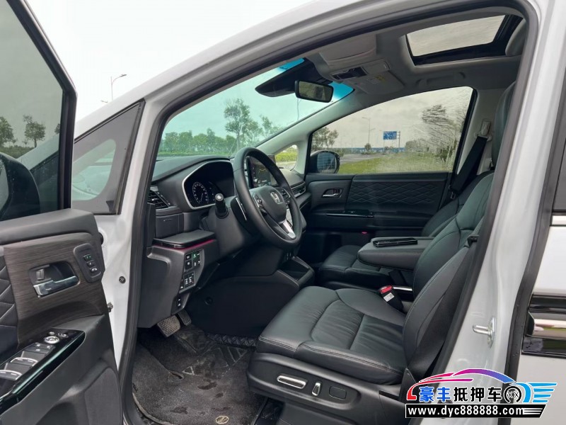 24年本田艾力绅轿车抵押车出售