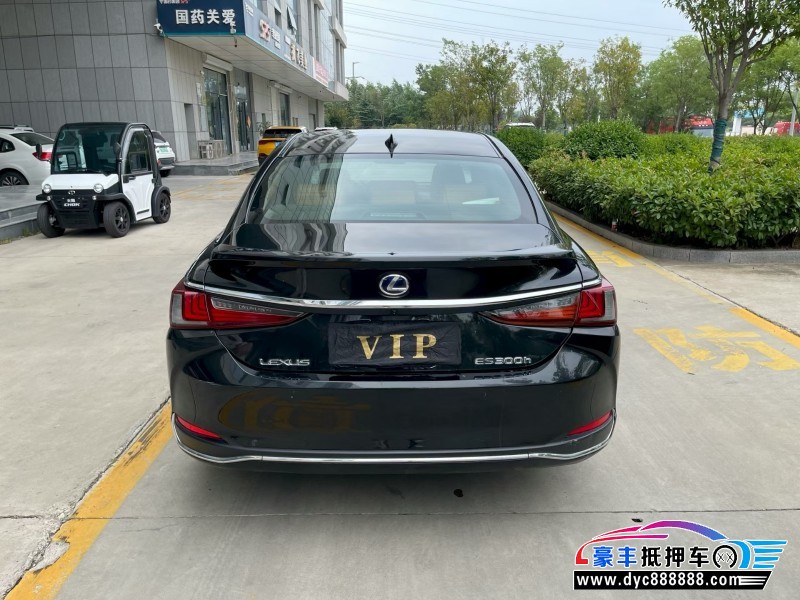 22年雷克萨斯ES轿车抵押车出售