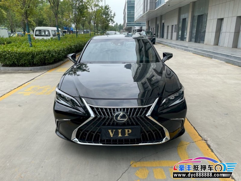 22年雷克萨斯ES轿车抵押车出售