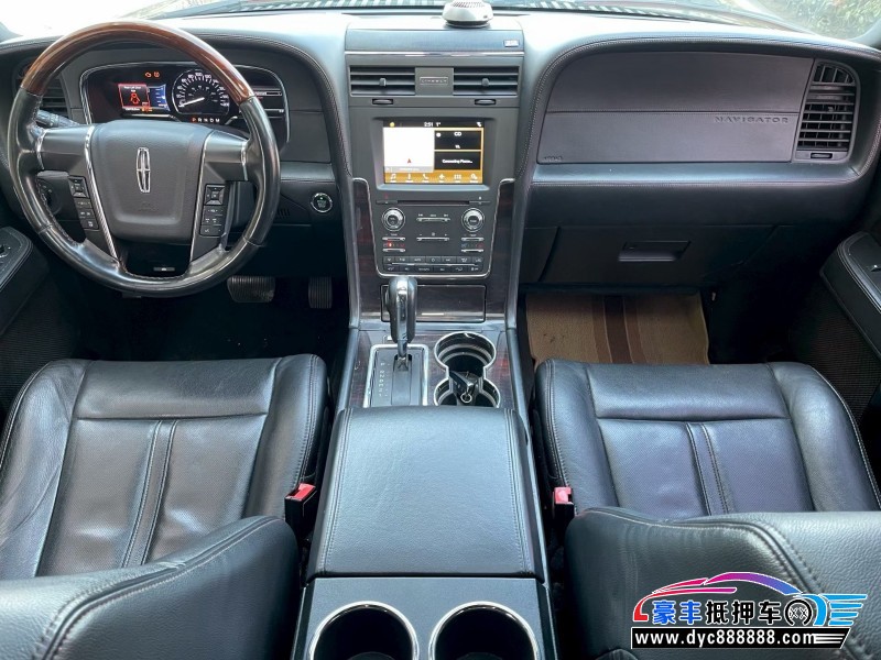 18年林肯领航员轿车抵押车出售