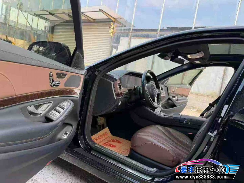 20年奔驰S轿车抵押车出售