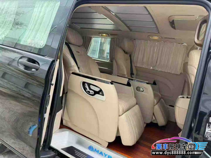 20年奔驰威霆轿车抵押车出售