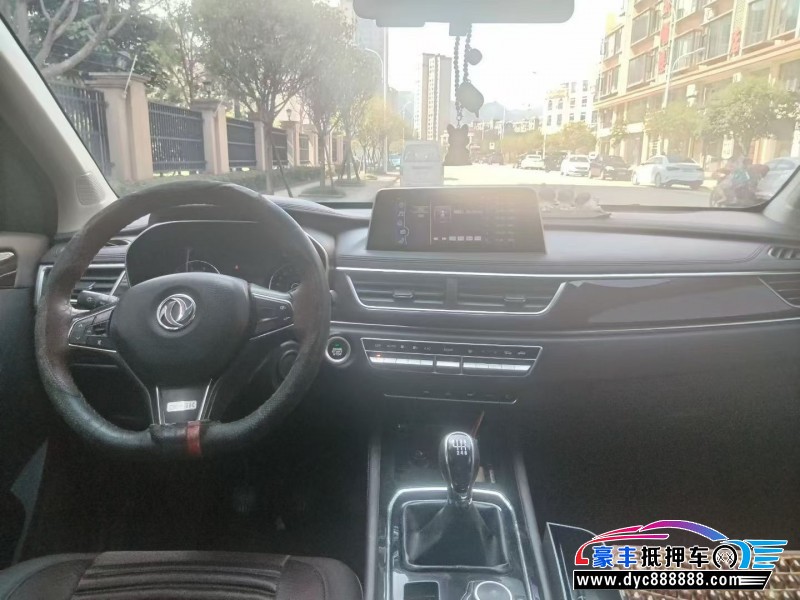 19年东风风光580轿车抵押车出售